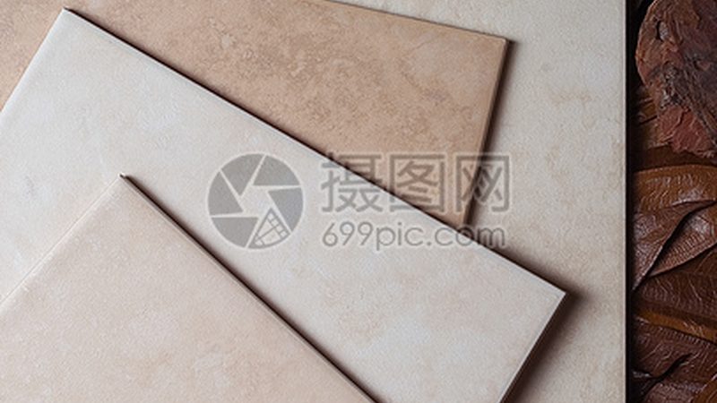 抛光砖清洁小妙招，告别污渍困扰**
